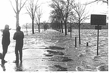 Die B5 am Delftor während der Sturmflut 1962